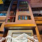 Bán nhà mặt phố trần bình, 2 mặt phố, vỉa hè siêu rộng, kinh doanh vô địch, giá đầu tư.
