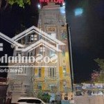 Bán gấp khách sạn 6 tầng, mặt tiền hai bà trưng 524m2 sàn, giá 16ty, sổ hồng riêng, đã hoàn công.