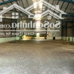 Cho thuê kho xưởng 2.400 m2 giá 120 triệu / đường nguyễn hữu trí thị trấn tân túc bình chánh tphcm