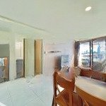 Căn góc 2 ban công 2phòng ngủ - 2wc, dt chuẩn 88m2, view bitexco, máy giặt, đảo bếp