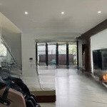 Bán căn biệt thự vip dành cho giới tinh hoa trung tâm quận thuận hóa tp huế 320m2