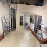 Rẻ nhất thạch bàn, bán đất tặng nhà c4 có gác , 3 ngủ , 56m giá 5 tỷ sát đường ô tô