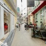Phố lụa - sổ vuông a4 - ô tô đỗ cách nhà đúng 5m - tt quận hà đông. đi lại thuận tiện