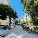 Bán nhà đẹp 103m2 trung tâm ba đình. thang máy. vỉa hè. 3 ô tô tránh. mt 7.5m phân lô. 31 tỷ