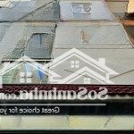 Gia đình đi định cư bán gấp nhà hùng vương, p9, q5. giá tl. 62m2. chỉ 2,99tỷ hẻm xe hơi. 0765069021