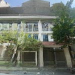 Cho thuê nhà mới tinh hoàng ngân 140m2, 5 tầng, 2mt 16m thang máy, mọi mô hình. 90tr