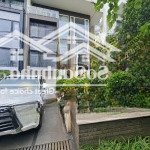 đẳng cấp! biệt thự sân vườn lạc long quân dt 210m2 mt 12m riêng biệt chỉ 51tỷ có tl