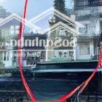 Cho thuê nhà mt đường tại quang bửu, quận 8. diện tích: 12*22m (3 căn). giá thuê: 130 triệu/tháng