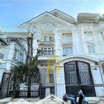 Villa khu đô thị an phú có hầm, thang máy giá chỉ 37 triệu