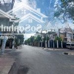 Bán nhà 2 mặt tiền bình phú kế bên công viên bình phú, dt 25m x 26m (630m2), giá 110 tỷ thươnglượng
