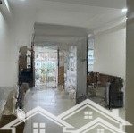 Hoàng 3333 bán ch 7 tỷ, 63m2, 2pn, 2wc, tòa diamond residence, ban công đông nam, full đồ, sđ sẵn