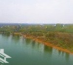 đất biệt thự hồ bảo lâm dt gần 700m2 (10m x 70m). đường 6m, đất mặt hồ. hạ sập giá chỉ 3,4 tr/m2