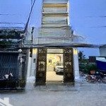 Nhà đẹp 5x20m - thang máy - 4pn, 6wc - full nội thất - ngay đào tông nguyên