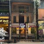 Cho thuê nhà mặt phố hàng da - gần chợ hàng da. dt 110m2 x 3tầng, mặt tiền 6m, thông sàn. cực đẹp.
