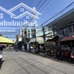 Mặt tiền chợ phú định sầm uất -xe tải đến nhà đường 8m sát mặt tiền - kinh doanh đa ngành nghề