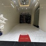Cho thuê cửa hàng tại 40 phúc tân - hoàn kiếm - hn diện tích 60m2 - cửa 2 mặt tiền - 1 mặt ngõ