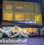 Cho thuê nhà 2 mặt tiền đường huỳnh mẫn đạt quận 5, diện tích 13x5m, kết cấu: trệt 3 lầu