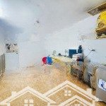 Siêu hiếm! siêu vip! tầng 1 tập thể yên lãng - thái thịnh - sổ 22m2 thực tế gần 40m2. 2pn 1wc.