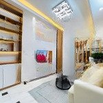 Nhà đẹp giáp nhị hoàng mai 32m2 5 tầng 20m ô tô tránh, mới cứng, 5,8 tỷ