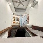 Bán nhà tô vĩnh diện - thanh xuân. đầy đủ công năng + nội thất. dt 50m2 - 4 tầng - giá 9,8 tỷ