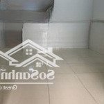 Nhà lầu trệt lửng gần chợ dĩ an 1 vài bước chân , dt 52m2 giá 3 tỷ 090