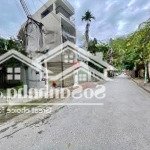 Em bán mảnh đất 30m2. mt 3.4m, giá 3.7 tỷ phố kẻ tạnh, giang biên