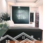 Nhà mặt phố nguyễn khắc hiếu, bà đình, ô tô tránh thông, view hồ tây, sông hồng, dòng tiền rất tốt