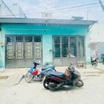 2 căn 2 sổ riêng - giáp quận 6 + vị trí: đường đình nghi xuân - p. bình trị đông - bình tân