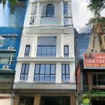 Bán gấp toà nhà mặt phố quan hoa dt195m2x9 tầng giá 143 tỷ sau tòa nhà có ngõ 4m