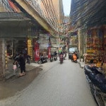 Chính chủ bán nhà lô góc tả thanh oai thanh trì hà nội. dt: 40m2. 5 tầng. mặt tiền: 5m. giá 5,5tỷ.