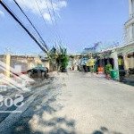 Bán nhà mặt tiền đường 8m lâm văn bền - quận 7 - 4m x 20m - xe hơi đậu trong nhà - 7tỷ9