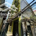 Bán nhà - ngọc hà - ba đình lô góc - 3 mặt thoáng ô chờ thang máy - 30m ra oto tránh