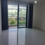 Bán căn góc 3pn centum wealth, view metro rất đẹp