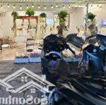 Mặt phố vị trí đẹp nhất phố - đặng văn ngữ - view hồ đắc di - 80m - 5 tầng - 26 tỷ