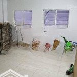 Nhà mới, dọn vào ở ngay, đường nguyễn văn săng, tân phú