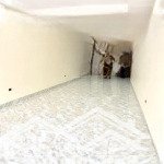 Cho thuê nhà lk văn phú, hà đông. dt 100m2, 5 tầng, mt 5m, đh, nl, thang máy, giá 37tr