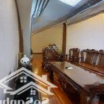 Bán nhà hoàng hoa thám - ngõ ô tô - nội thất tiền tỷ - sang xịn - giá đầu tư. 54m - mt4m - 13,5 tỷ.