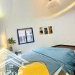 Bán cc mini tại đông tác, 10,9 tỷ, 55m2 x 8 tầng thang máy 14pn, 14wc,chính chủ,cực chất full phòng