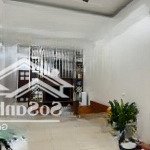 3 tầng mặt lê thánh tông. p. võ cường. đường rộng 22m. 81m2 mặt tiền 4.5m hướng đông bắc