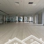 Tôi cần cho thuê mặt bằng mp lê văn lương: 180m2, mặt tiền 8m, hợp mọi mô hình kinh doanh, 42tr/th