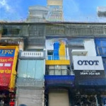 Mặt tiền tô hiến thành 4x20m, 6 tầng vị trí đẹp ngay big c, vỉa hè trước nhà rộng 8m, giá 27 tỷ tl