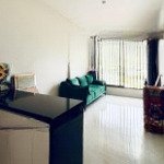 Căn hộ hạng sang full nội thất- mới 100%- dọn vào ở ngay- 2pn- view hồ bơi 5*