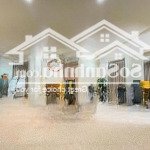 Cho thuê 2 sàn văn phòng xã đàn, trung phụng, dt 280m2, mt 10m, giá 59tr/th, lh 0968896456
