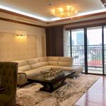 Tôi cần bán căn hộ 3 ngủ d''.le roi soleil 146m2 full nội thất sẵn sàng về ở 17,8 tỷ. 0914772279