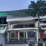 Chính chủ cho thuê nhà mặt phố lạc long quân diện tích 210m2 , mặt tiền 5,5m .giá 30tr/tháng