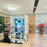 Cần bán căn hộ cao cấp 132m2(3n + 2wc) rộng rãi - sẵn sổ - giá 9.2 tỷ tại times tower lê văn lương