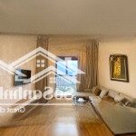 Chính chủ bán căn hộ tân hoàng minh hoàng cầu, 70m2, 1 ngủ, giá 6,7 tỷ, lh: 0911 400 844