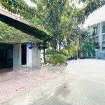 Chính chủ cho thuê nguyên căn villa 2 mặt tiền lương định của, an phú, quận 2 đủ nội thất 60tr