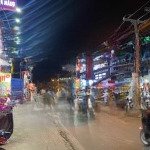 Mặt tiền nguyễn duy duy trinh btđ q2. dt: 6,7 x 28 = 187m2. giá 26,5 tỷ
