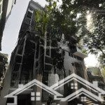 Văn phòng 50m2 view hồ tây đẹp thoáng mát khu dân trí cao